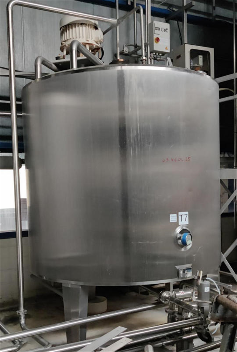 03.46.OL.25 - Gebruikte mengtank