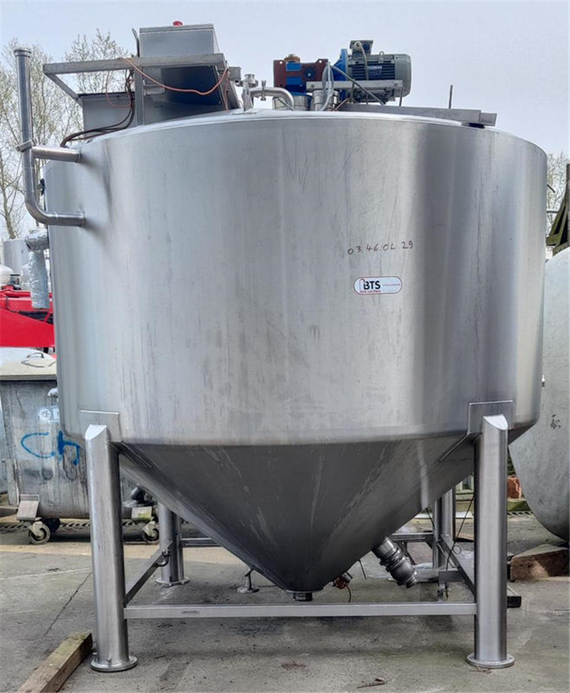 03.46.OL.29 - Gebruikte mengtank