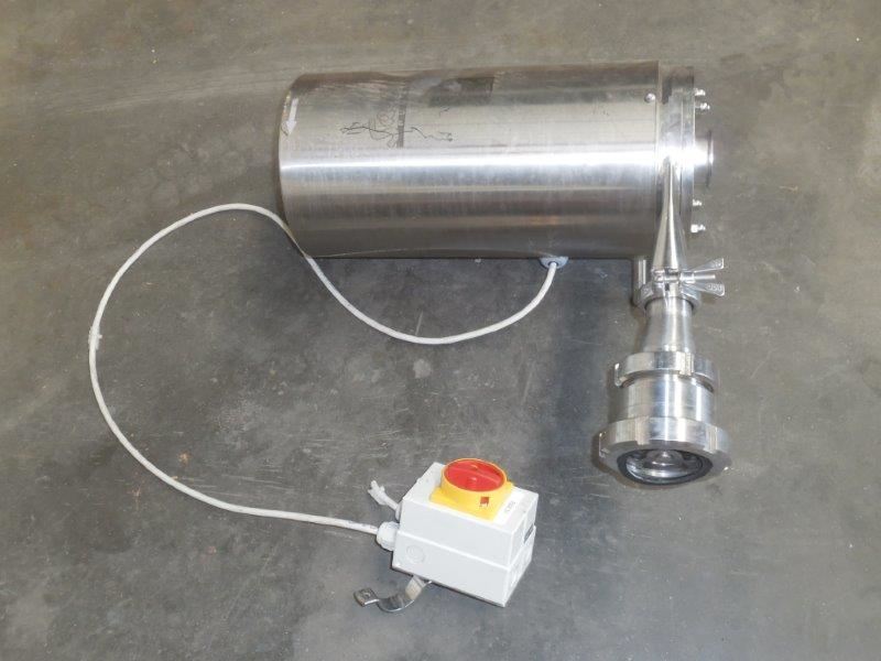 pomp, centrifugaalpomp 2,2Kw met tri-clamp merk:SAWA type: ZA14-50/40-ck